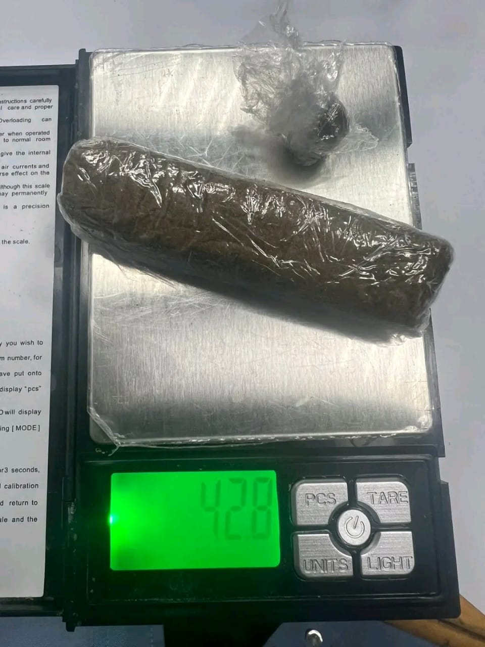 ضبط محاولتي لتهريب الحشيش والماريجوانا في مطار الغردقة الدولي