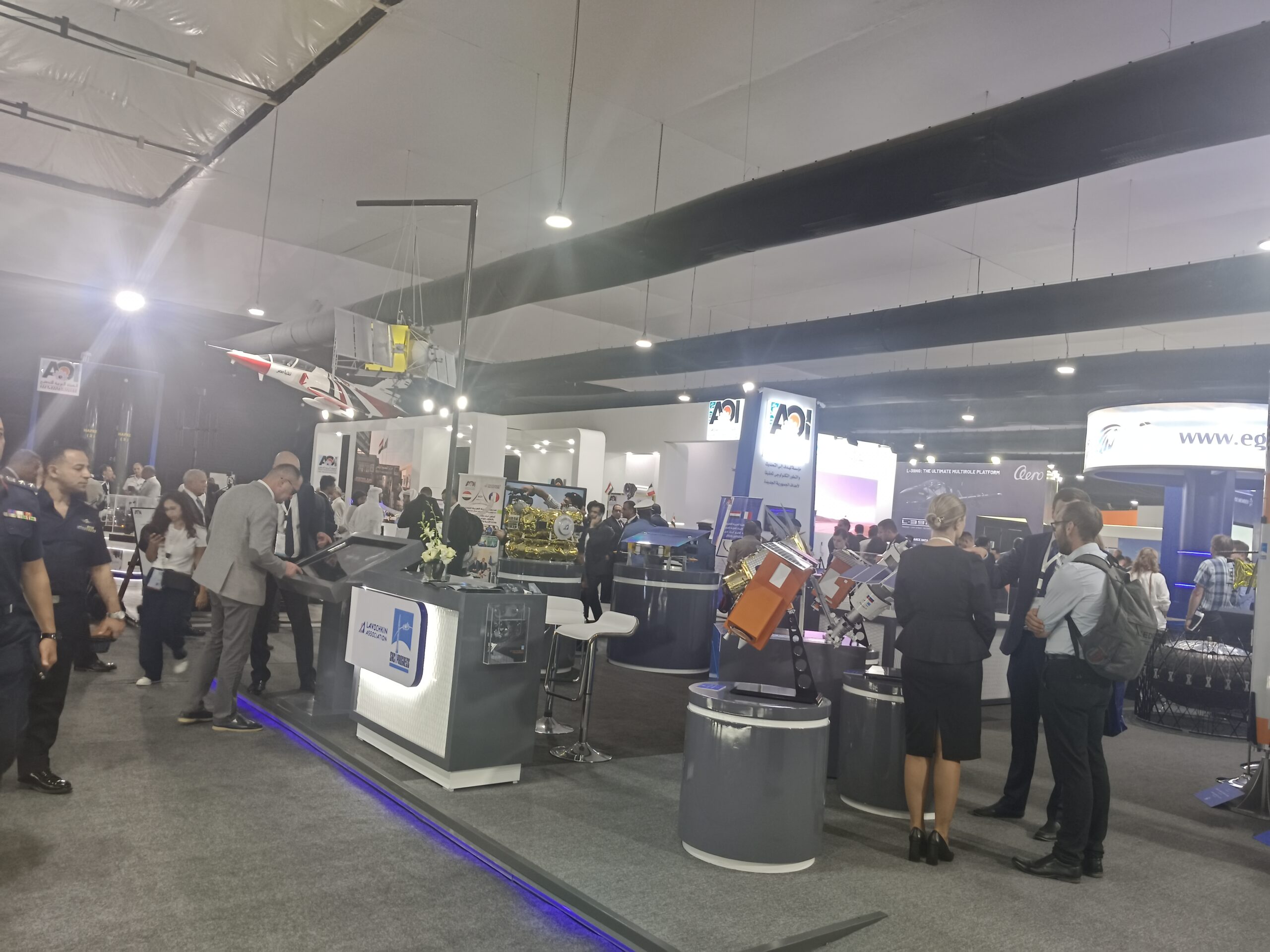 استمرار استقبال الزوار في معرض مصر الدولي للطيران لليوم الثالث وسط إقبال كبير