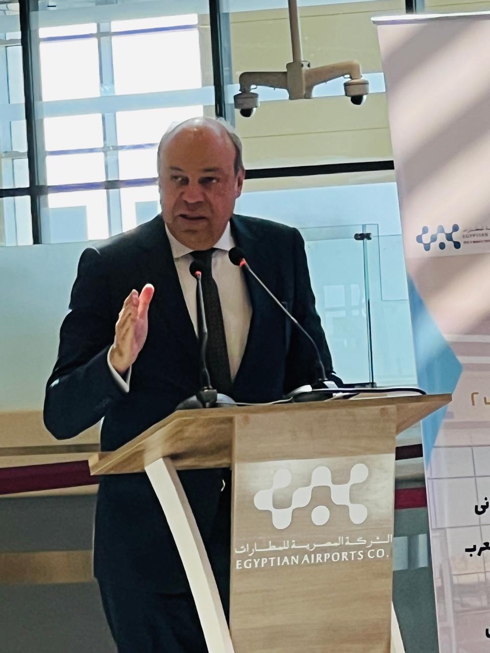 وزير الطيران: مبنى الركاب رقم 2 بمطار برج العرب يبدأ استقبال الرحلات الأسبوع المقبل