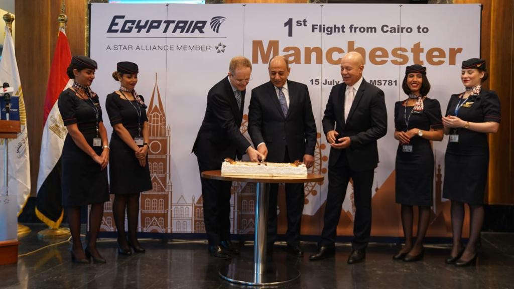 وزير الطيران والسفير البريطاني يشهدا مراسم إنطلاق أول رحلة  لمصر للطيران من القاهرة الي مانشستر البريطانية