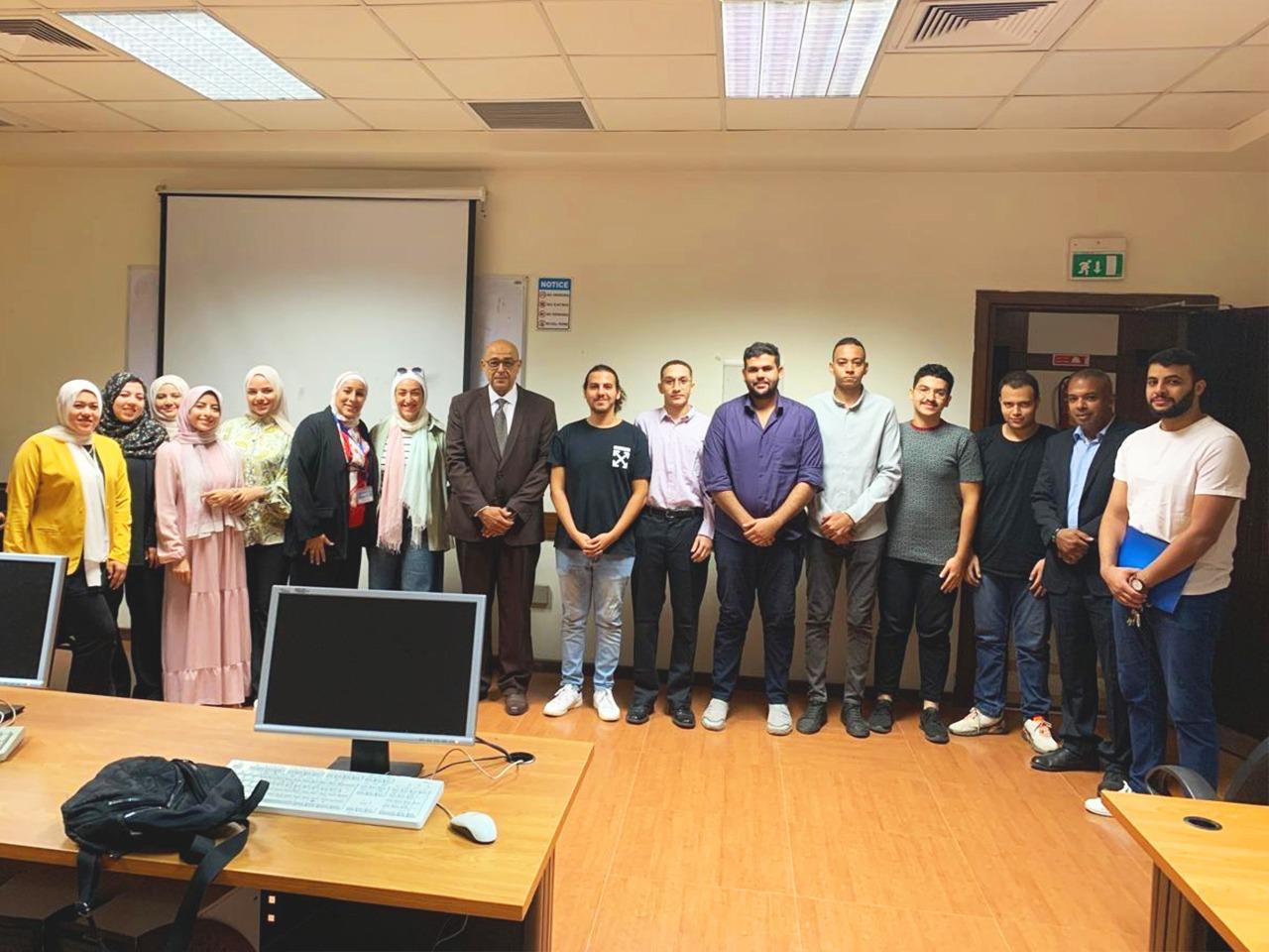 وزارة الطيران  تواصل دعم التنمية البشرية عبر "أكاديمية مصر للطيران" ببرامج تدريبية متخصصة