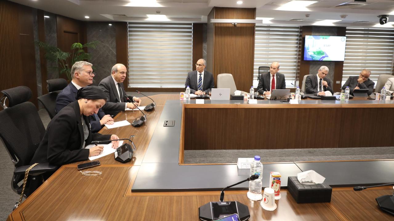 مصر تعتزم إنشاء مصنع لإنتاج وقود الطائرات المستدام ESAF .. تفاصيل