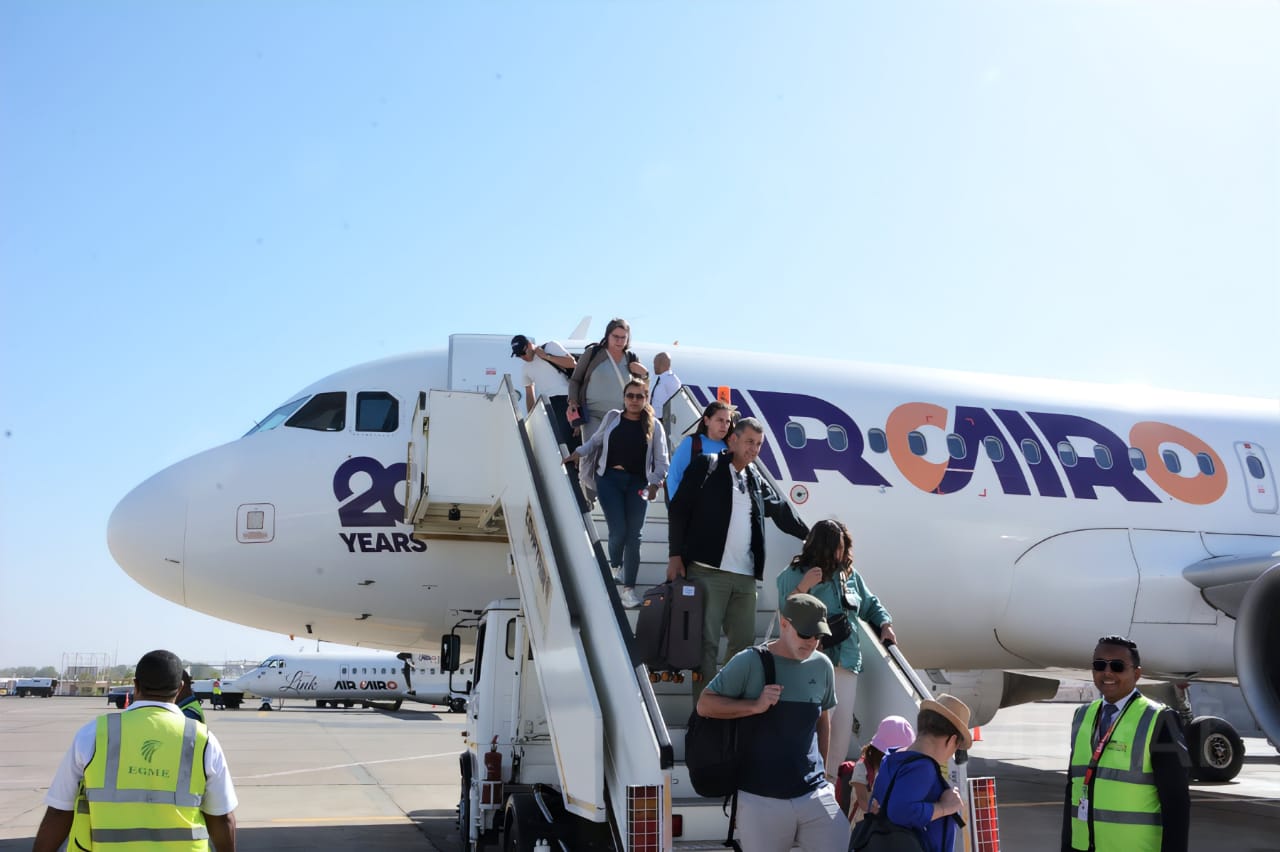 تنشيطًا للسياحية.. إيركايرو تبدأ رحلاتها المنتظمة من القاهرة إلى أسوان وأبو سمبل