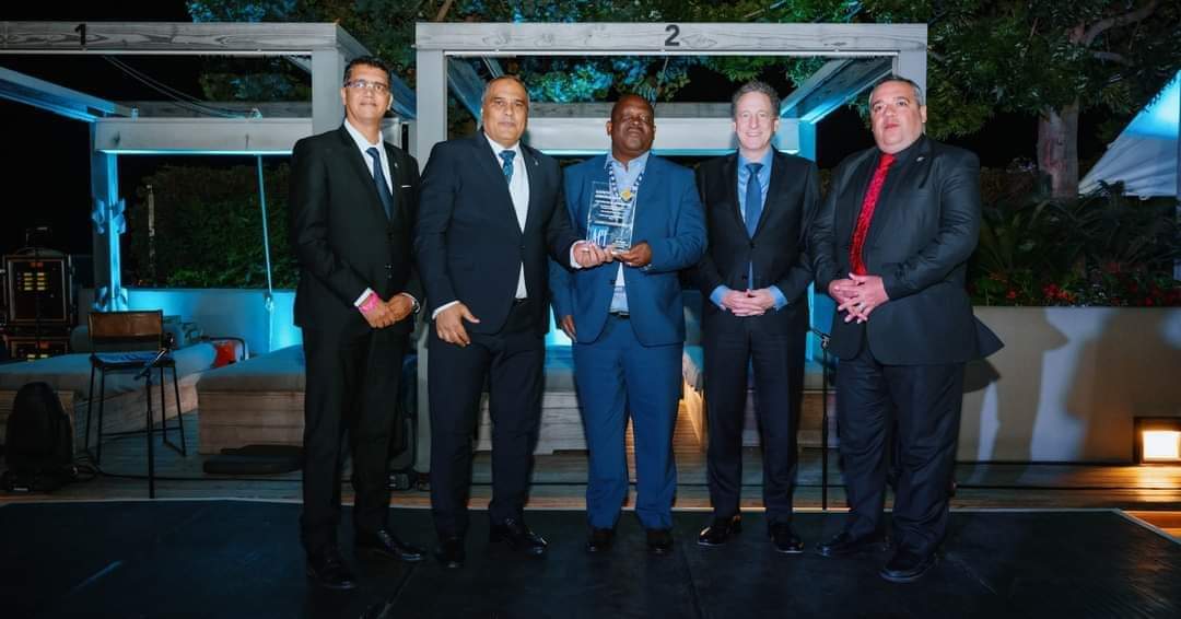 مطار برج العرب يفوز بجائزة التميز في المرونة وإدارة الطوارئ لعام 2024 على مستوى أفريقيا