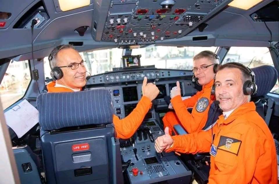 أدوات الملاحة الجوية: الركيزة الأساسية لضمان سلامة الطيران وتحقيق الوجهات بدقة