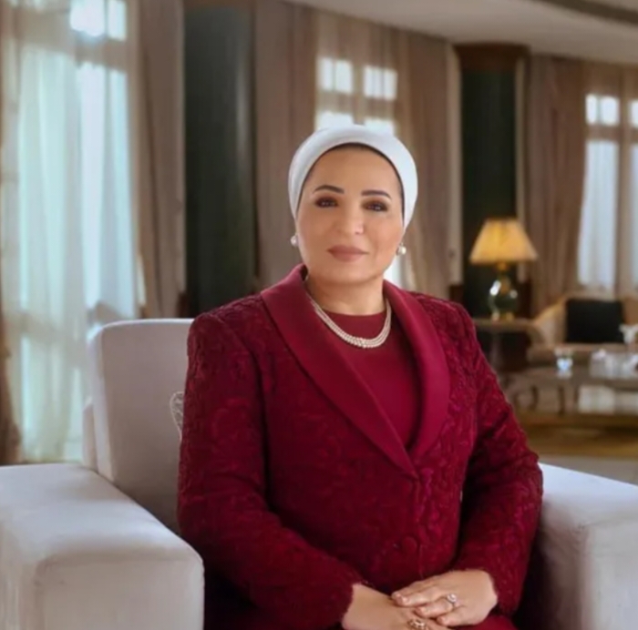 قرينة المرشح عبد الفتاح السيسي تدلي بصوتها في الانتخابات الرئاسية المصرية 2024