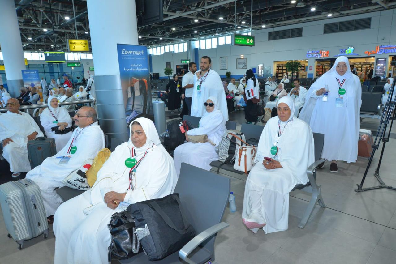 مصر للطيران تسير اليوم  20 رحلة لنقل الحجاج إلى الأراضي المقدسة