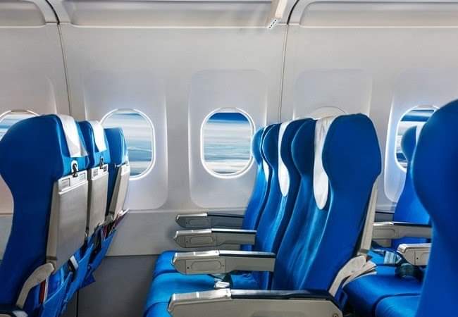 دليلك الشامل لاختيار المقعد المثالي على متن الطائرة وفق احتياجاتك