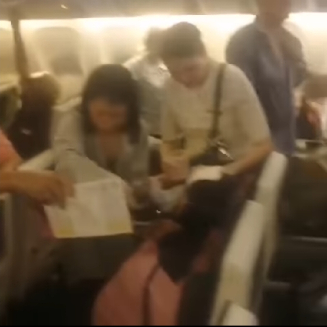 حالات إغماء وتعرض للحرارة الشديدة على متن رحلة الخطوط القطرية بسبب تعطل نظام التكييف