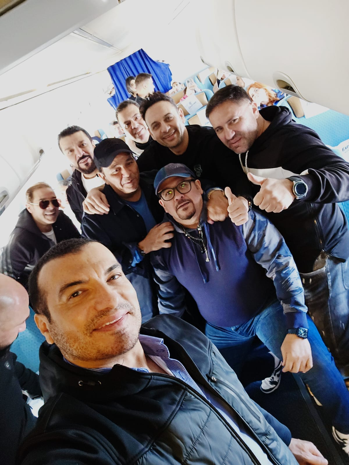 تتوالى الرحلات.. مصر للطيران تنقل نجوم الفن المشاركين بحفل كاسيت 90 بالرياض