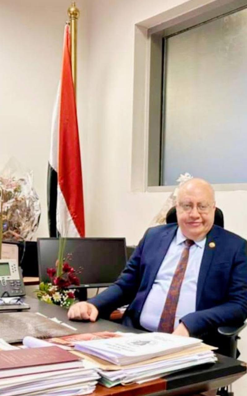 مد خدمة رئيس جمارك مطار القاهرة بقرار جمهوري للمرة الثانية