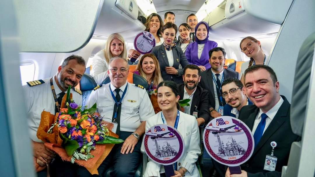 طيران كايرو تحتفل بإطلاق أولى رحلاتها المباشرة بين القاهرة واسطنبول